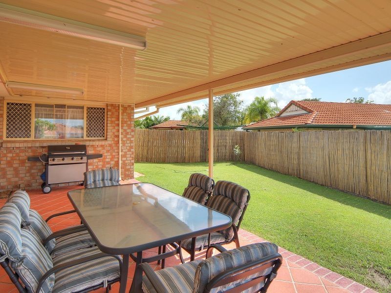 8 Lyndon Court, Boronia Heights QLD 4124