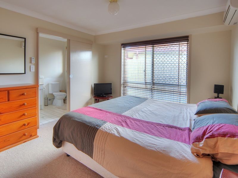 8 Lyndon Court, Boronia Heights QLD 4124