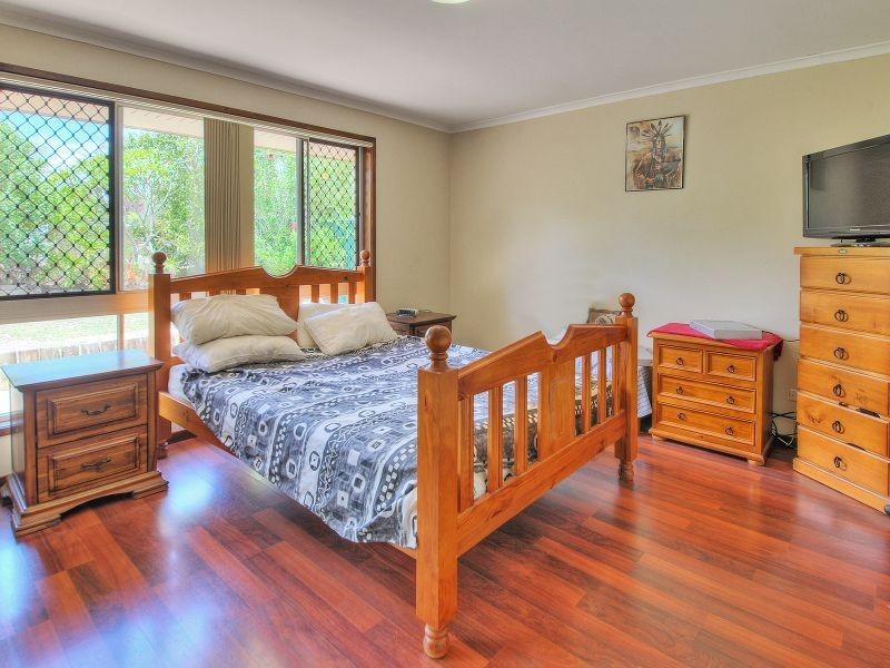 9 Woodview Street, Browns Plains QLD 4118