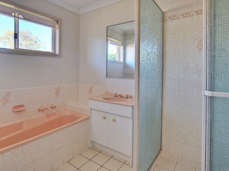 15 Lutton Court, Boronia Heights QLD 4124