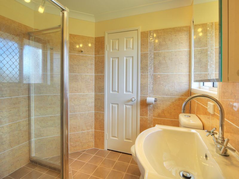 14 Winslow Court, Hillcrest QLD 4118