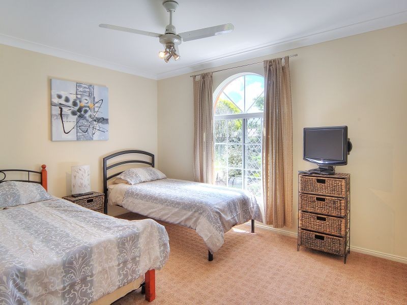 14 Winslow Court, Hillcrest QLD 4118