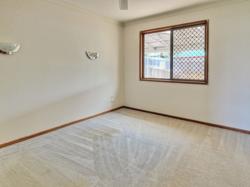 1 Twilight Court, Regents Park QLD 4118