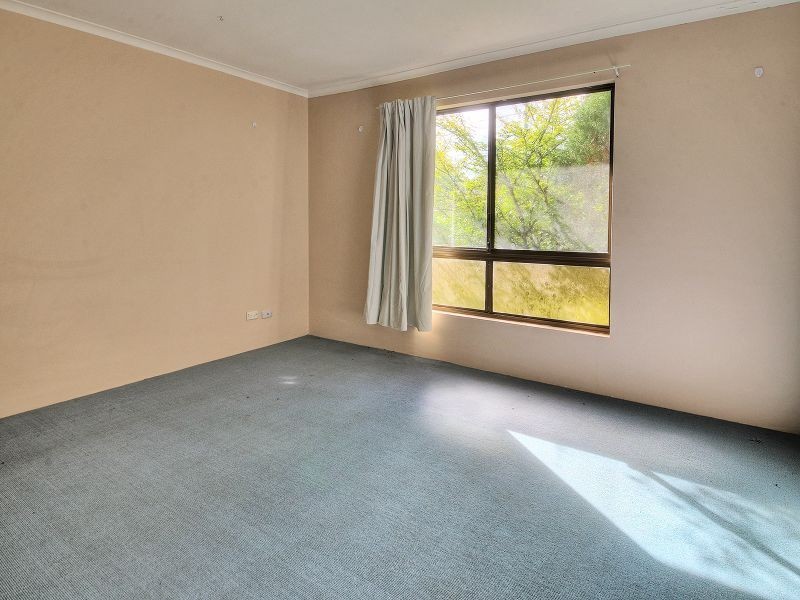 105 Waratah Drive, Crestmead QLD 4132