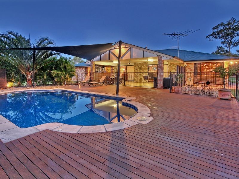 4 Conway Court, Munruben QLD 4125