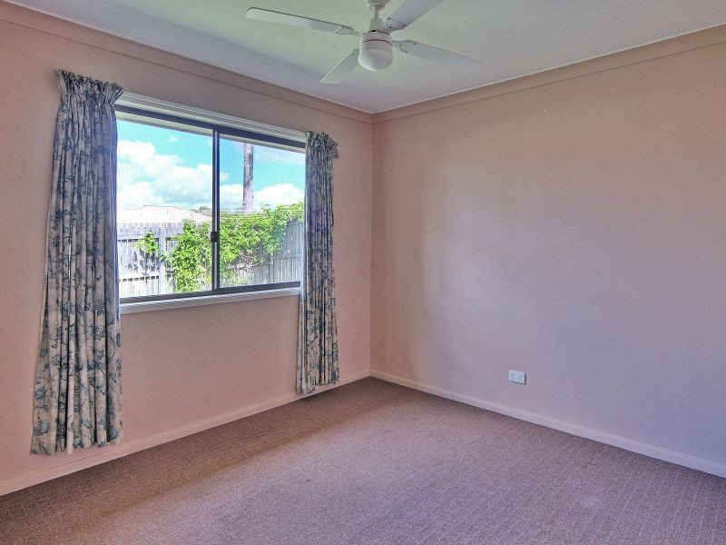 2 Lyndon Court, Boronia Heights QLD 4124