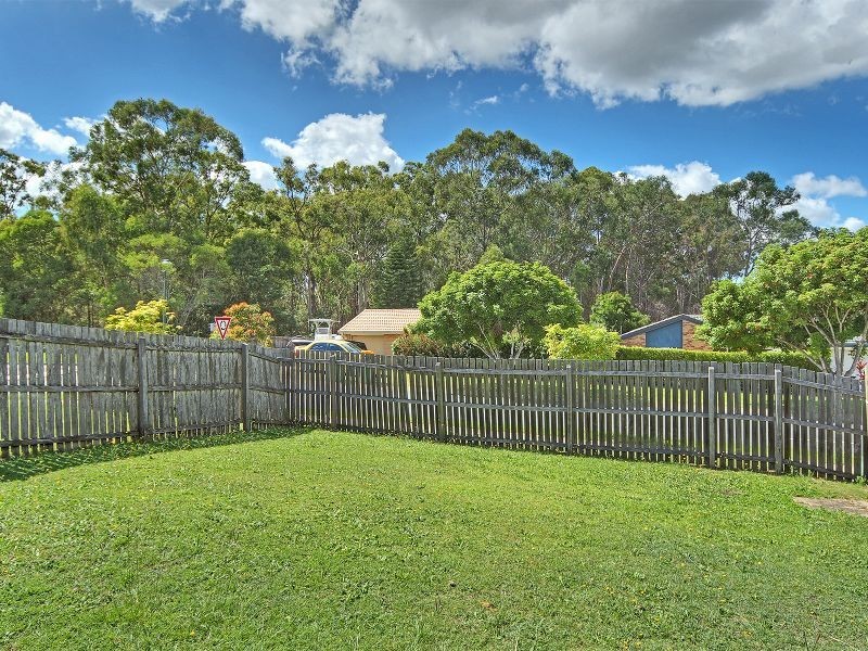2 Lyndon Court, Boronia Heights QLD 4124