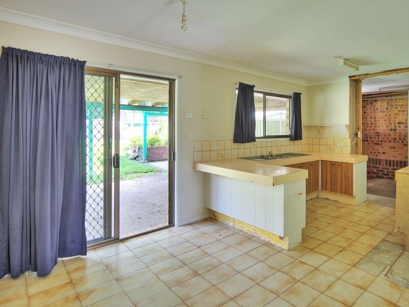 9 Woodland Crescent, Browns Plains QLD 4118