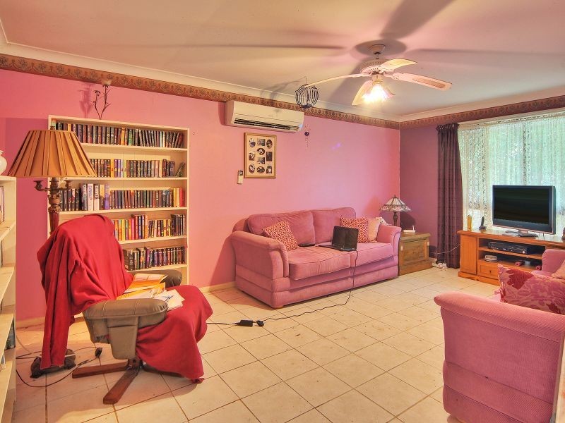 11 Glendale Crescent, Browns Plains QLD 4118