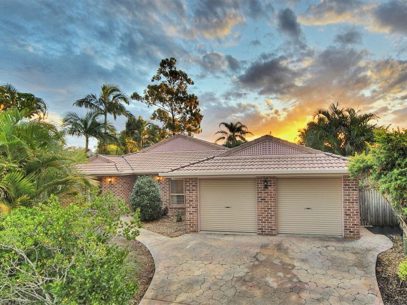 130 Emerald Drive, Regents Park QLD 4118