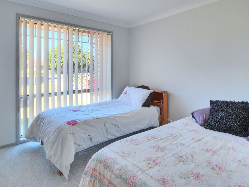 18 Thistle Street, Regents Park QLD 4118