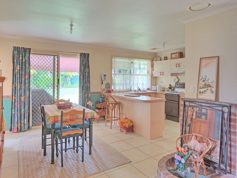 34 Samantha Street, Boronia Heights QLD 4124