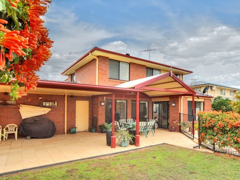 9 Maryland Drive, Regents Park QLD 4118