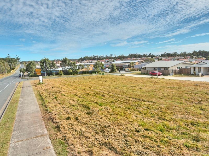 1 Pine Grove Drive, Crestmead QLD 4132