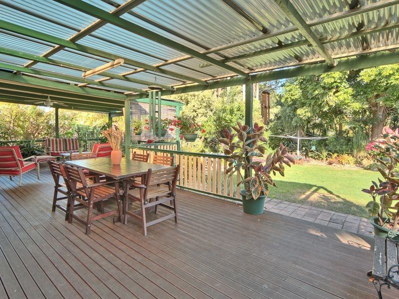 18 Woodland Crescent, Browns Plains QLD 4118