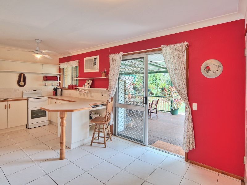 18 Woodland Crescent, Browns Plains QLD 4118