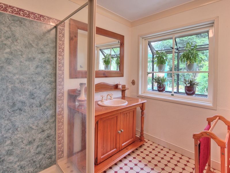 18 Woodland Crescent, Browns Plains QLD 4118