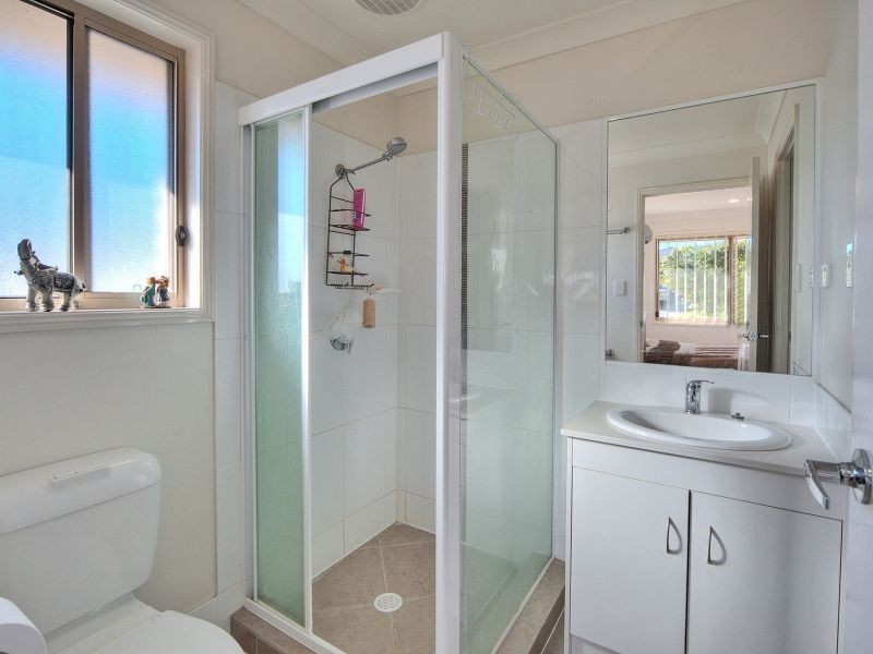 82 Paul Drive, Regents Park QLD 4118