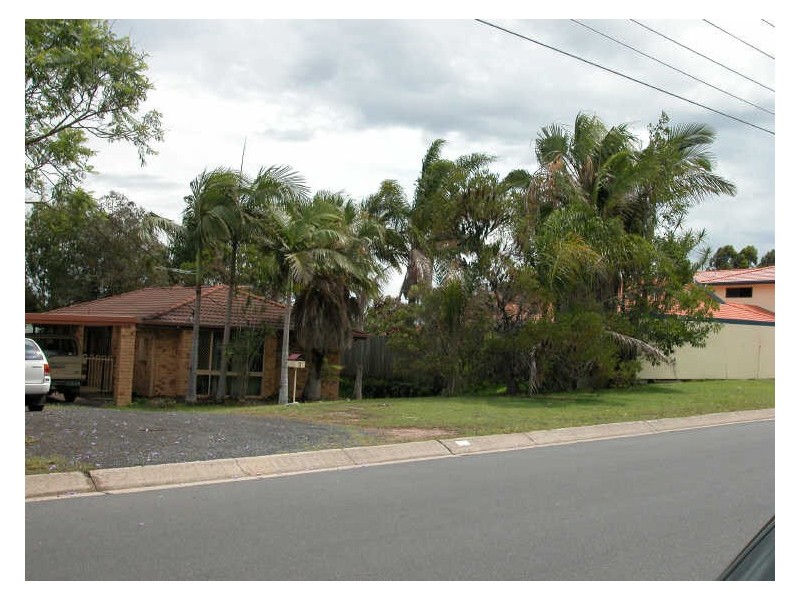 3 Parkroyal Crescent, Regents Park QLD 4118