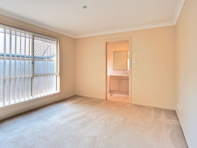 2 Blueberry Ash Court, Boronia Heights QLD 4124