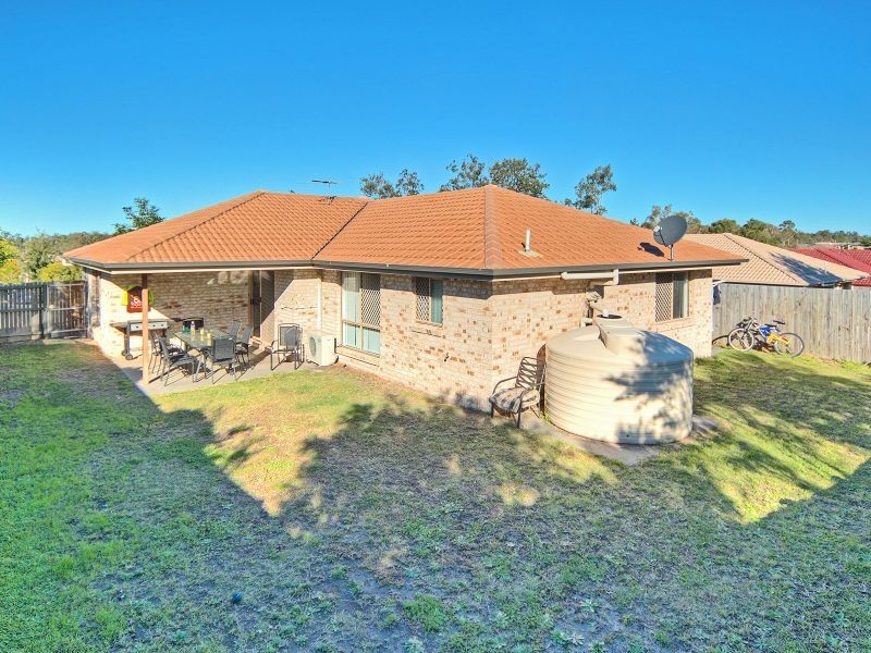 41 Paul Drive, Regents Park QLD 4118
