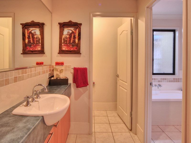 9 Boyd Court, Forestdale QLD 4118