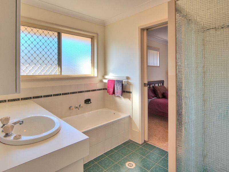 851 Wembley Road, Browns Plains QLD 4118