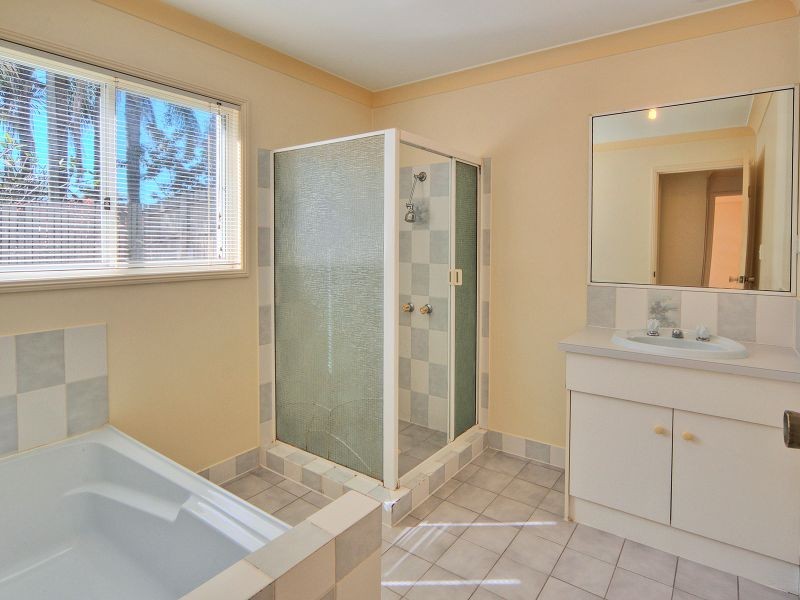 30 Mortlake Crescent, Boronia Heights QLD 4124