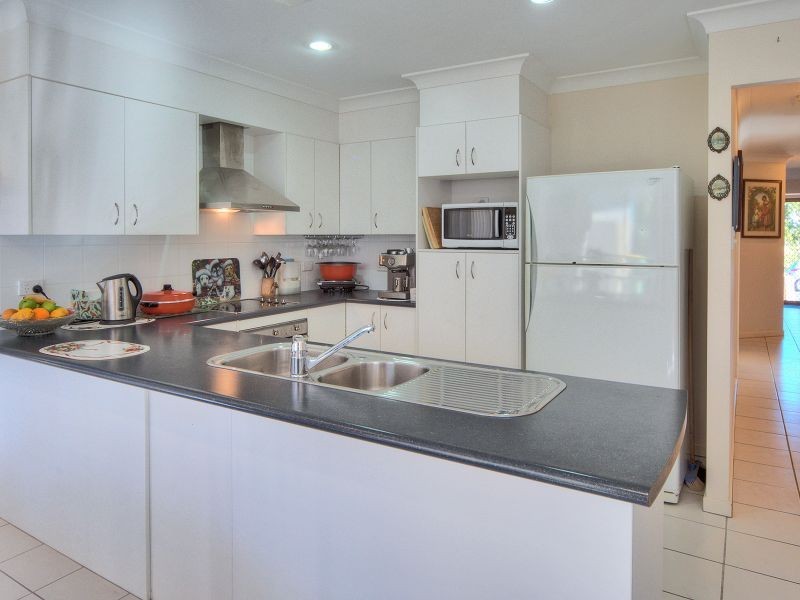 4 Blueberry Ash Court, Boronia Heights QLD 4124