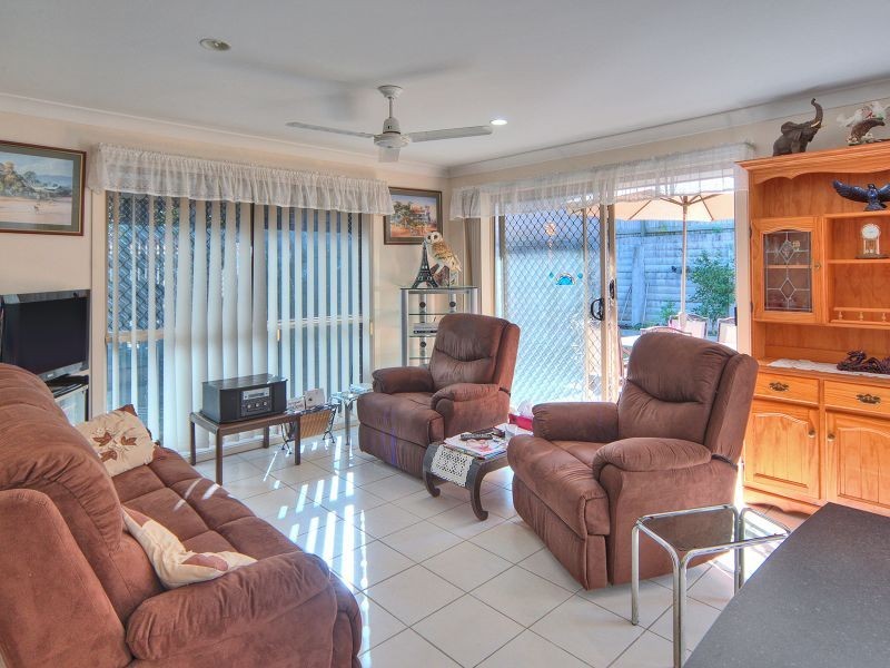 4 Blueberry Ash Court, Boronia Heights QLD 4124