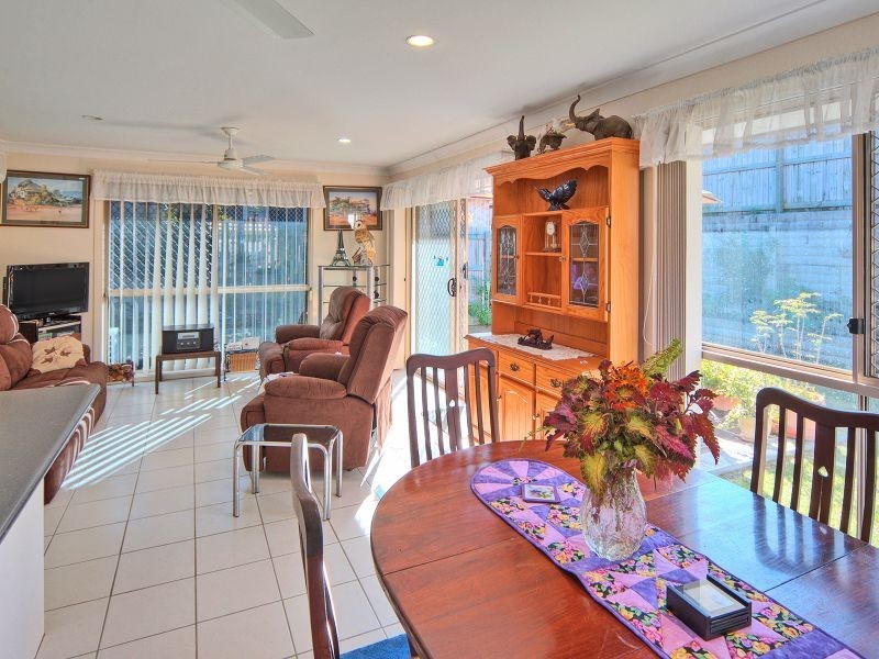 4 Blueberry Ash Court, Boronia Heights QLD 4124