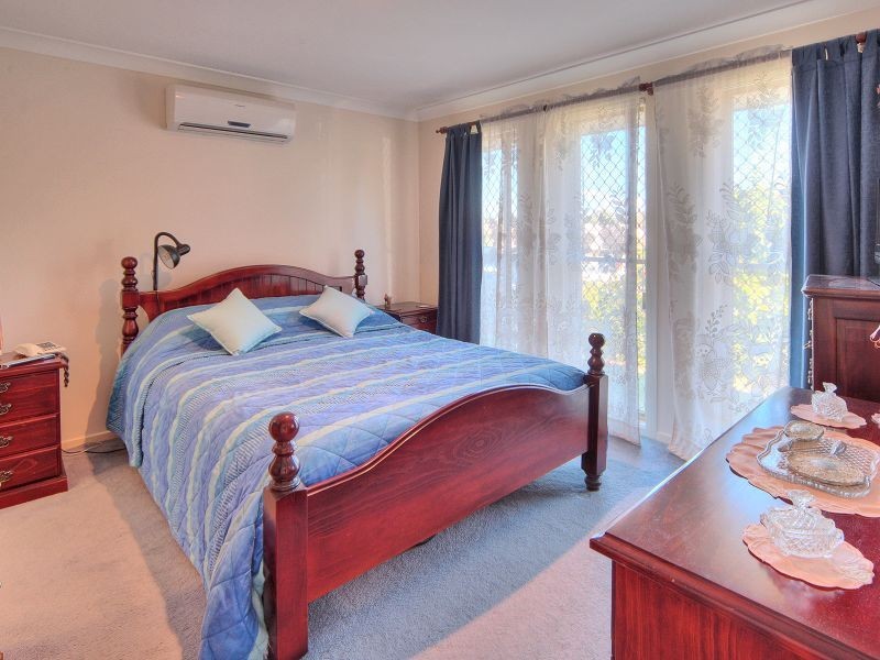 4 Blueberry Ash Court, Boronia Heights QLD 4124