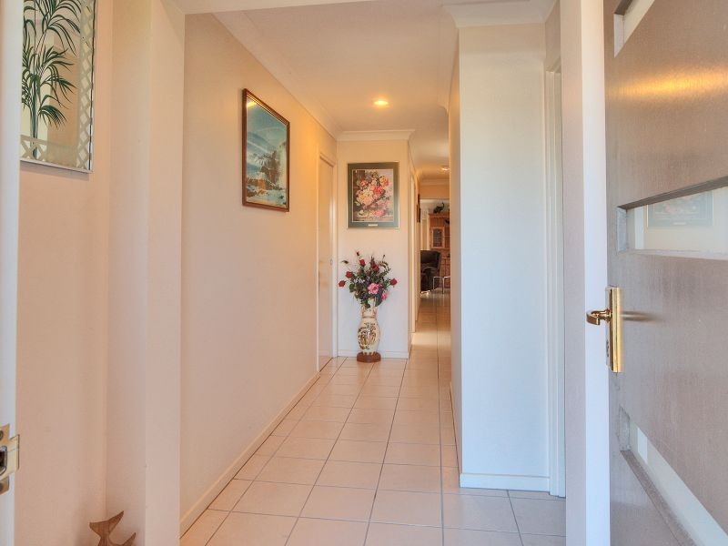 4 Blueberry Ash Court, Boronia Heights QLD 4124