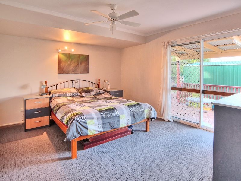 1 Hume Court, Boronia Heights QLD 4124