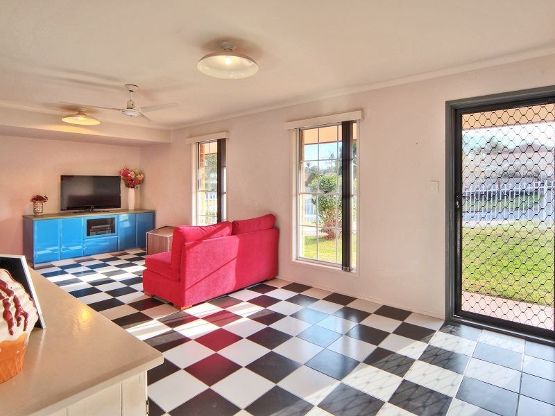 1 Hume Court, Boronia Heights QLD 4124