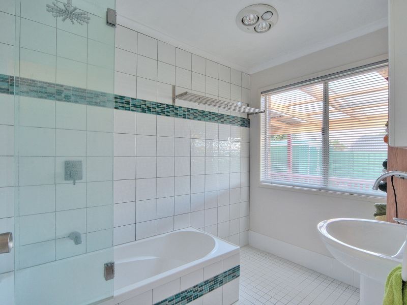 1 Hume Court, Boronia Heights QLD 4124