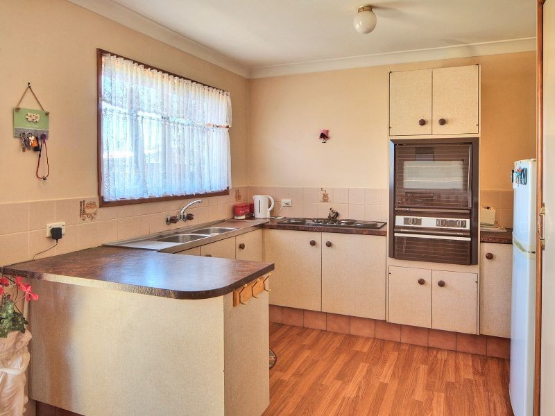 43 Peverell Street, Hillcrest QLD 4118