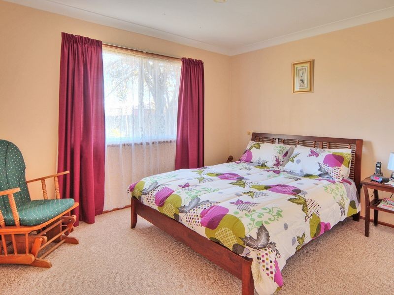 43 Peverell Street, Hillcrest QLD 4118