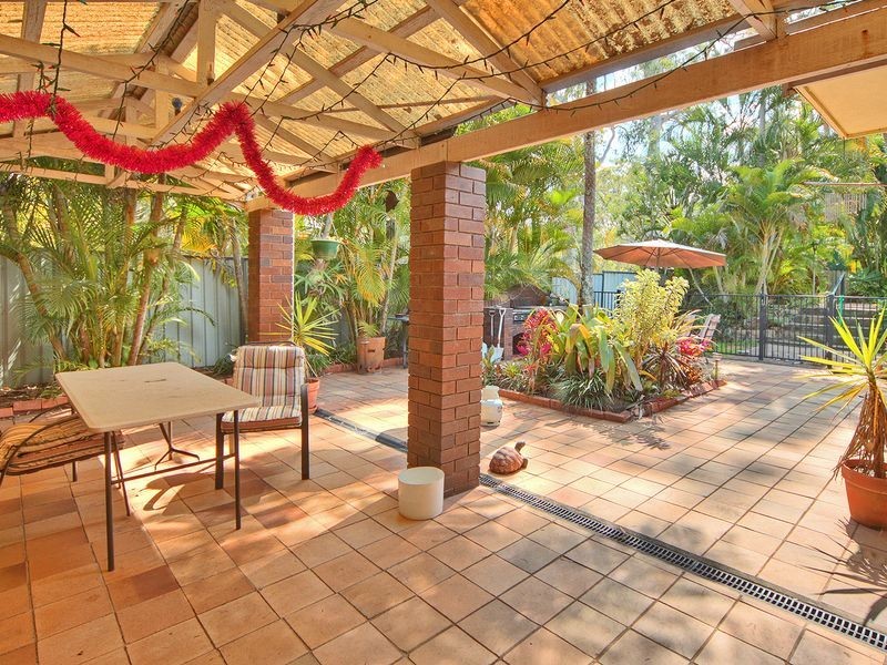 18 Hunter Rd, Boronia Heights QLD 4124