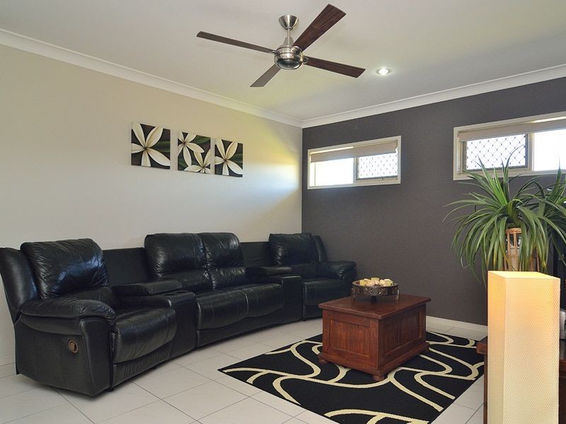 22 Bluewing Court, Greenbank QLD 4124