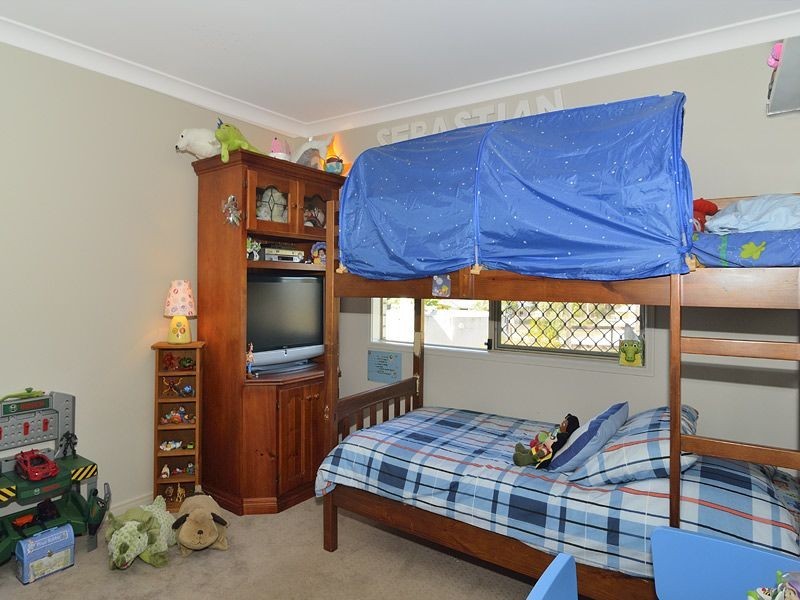 22 Bluewing Court, Greenbank QLD 4124