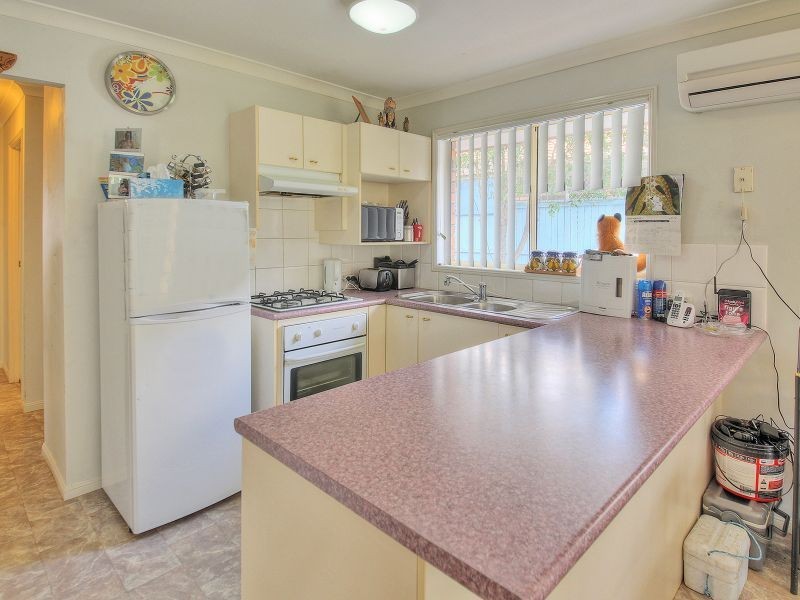 10 Burdekin Court, Hillcrest QLD 4118
