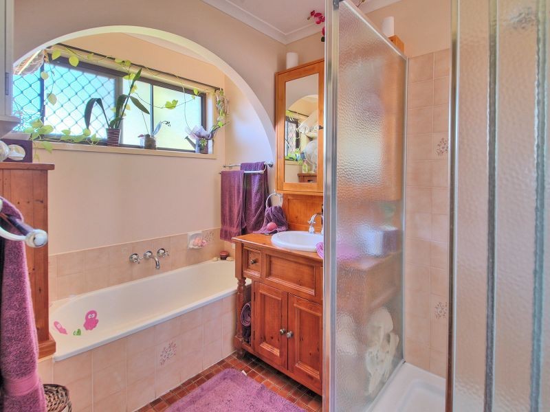 3 Hume Court, Boronia Heights QLD 4124