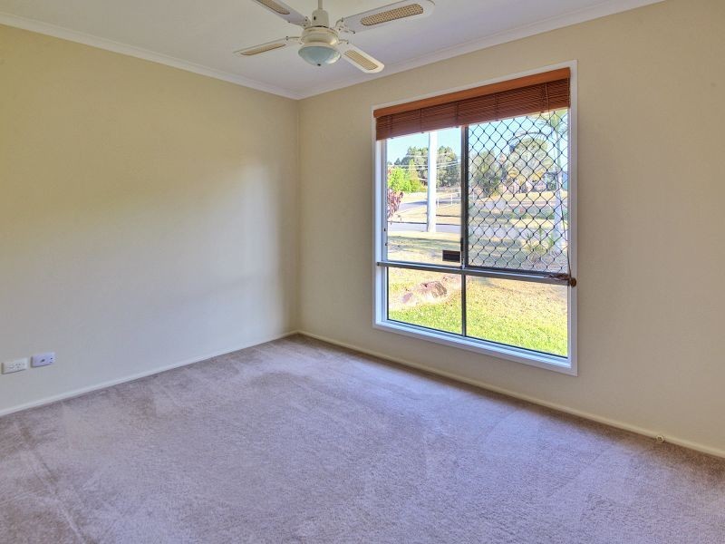 9 Dunblane Drive, Boronia Heights QLD 4124