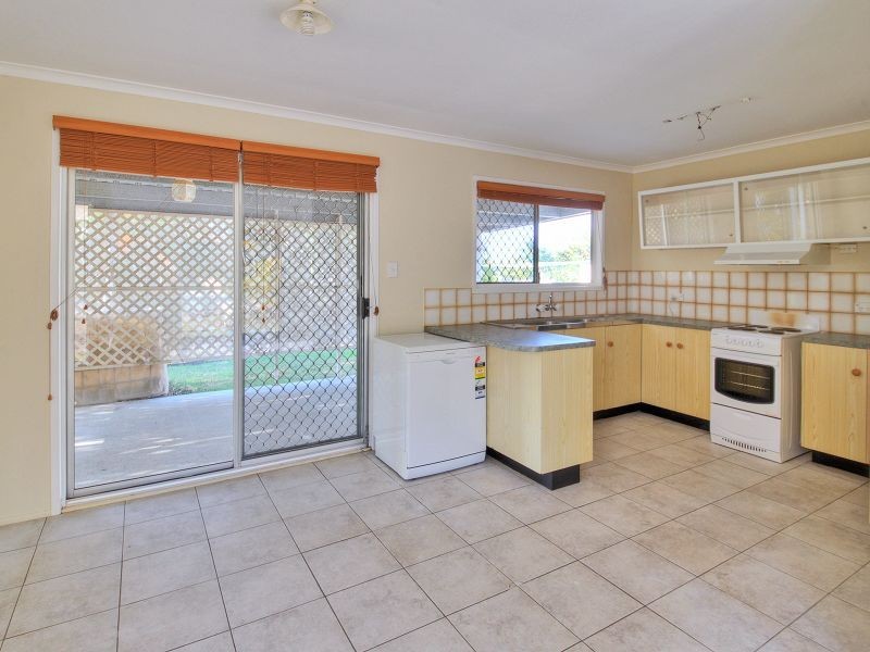 9 Dunblane Drive, Boronia Heights QLD 4124