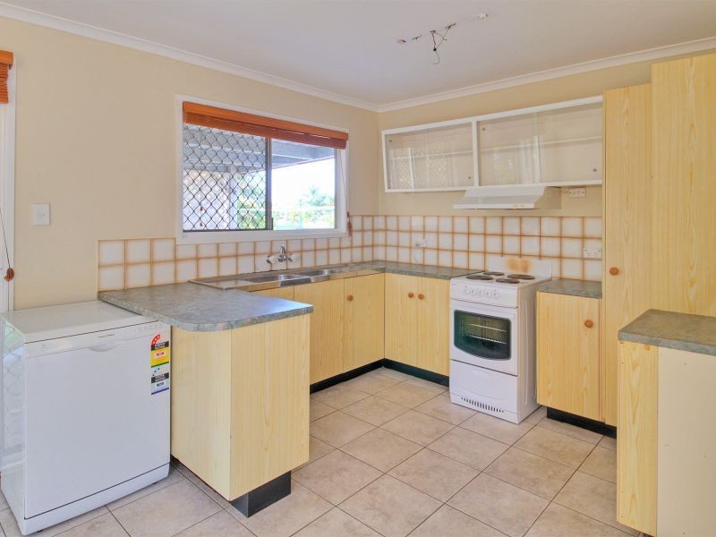 9 Dunblane Drive, Boronia Heights QLD 4124