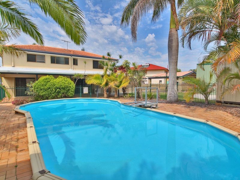 52 Bywater Street, Hillcrest QLD 4118