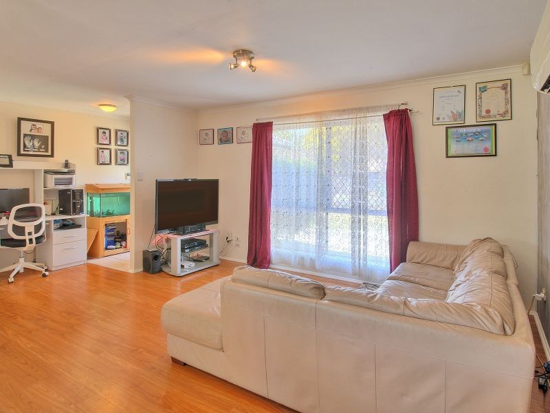 17 Brett Avenue, Browns Plains QLD 4118