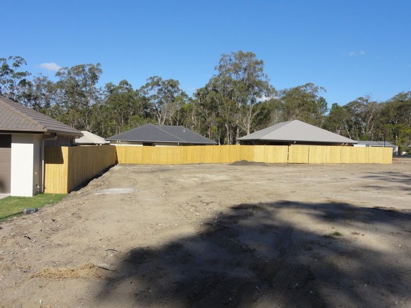 13 Chrysanthus Street, Crestmead QLD 4132