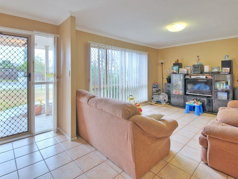 1 Downing Street, Browns Plains QLD 4118
